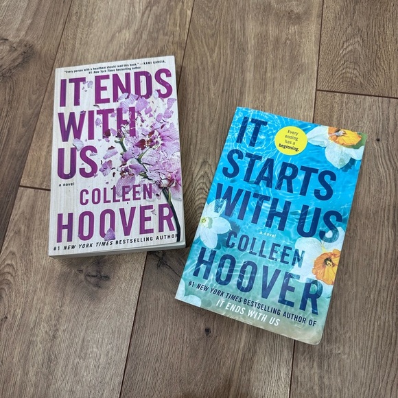 Colleen Hoover Book Set Bundle - It Ends With Us & It Starts With Us - Picture 3 of 15